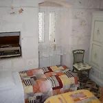 Trulli Annina Con Piscina 펜션 *