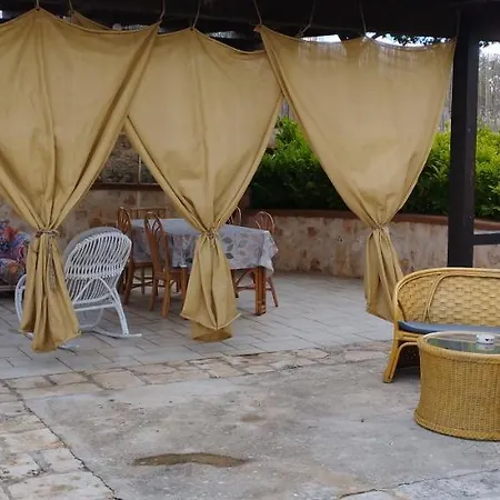 Ferienhaus Trulli Annina *